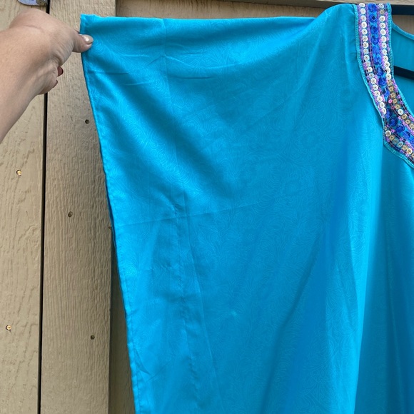 Turquoise Kaftan - Picture 3 of 5